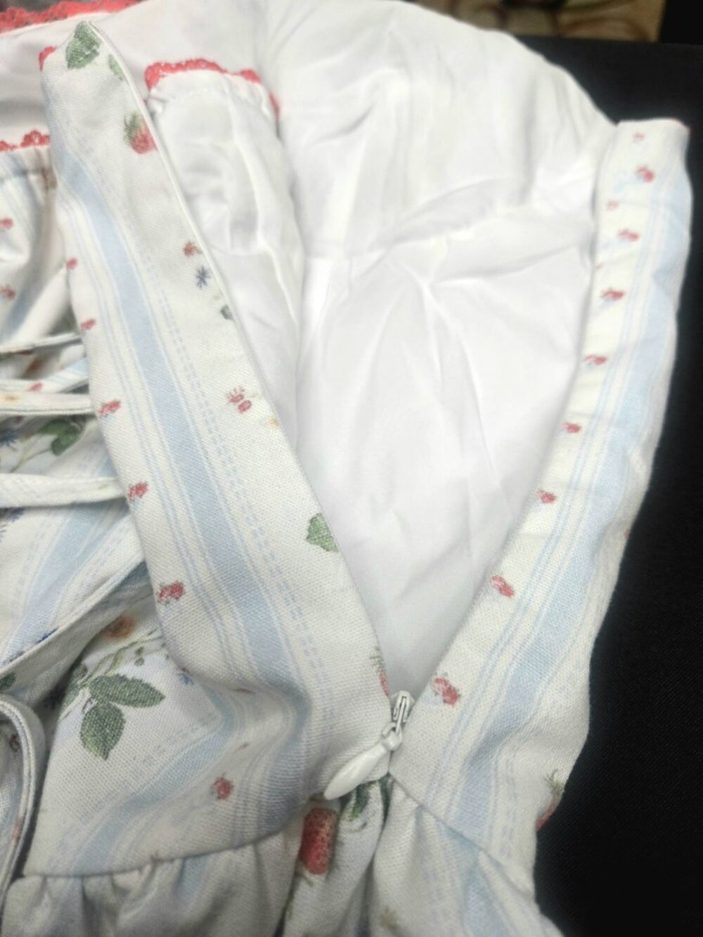 Cider Halter Dress Large Strawberry Floral Coquette Cottagecore Milkmaid - Picture 12 of 12